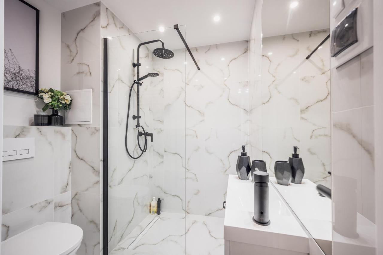 Przytulny Apartament 150 Metrow Od Rynku Apartment Вроцлав Екстериор снимка